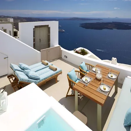 빌라 Wonderful Santorini | Caldera View Cave House | 2 Bedrooms | Private Terrace With Hot Tub And Outdoor Dining Area | Panoramic Sea Views |